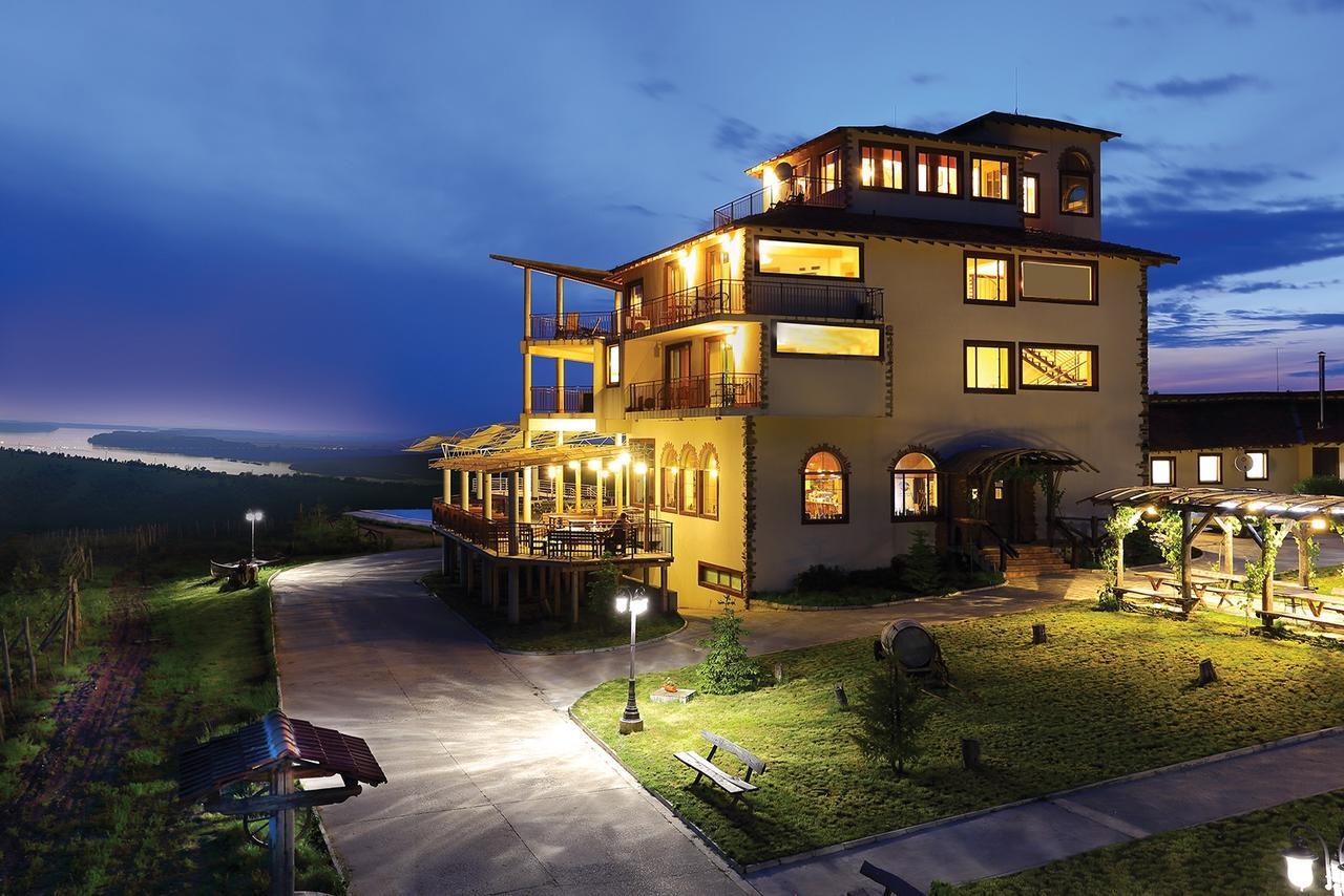 Seven Generations Winery Hotel Mechka 外观 照片