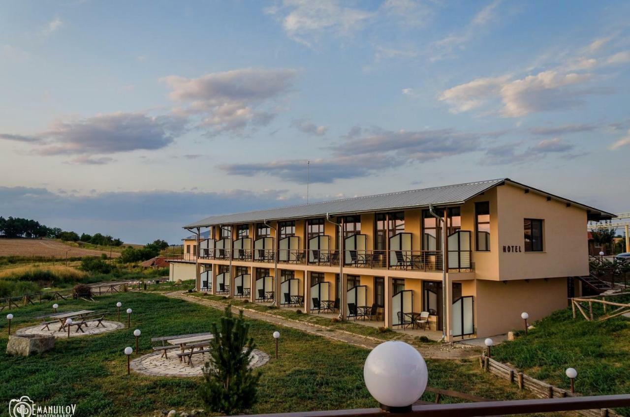 Seven Generations Winery Hotel Mechka 外观 照片